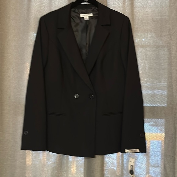 Pendleton Jackets & Blazers - Women’s NWT Vintage Black Pendleton Blazer
